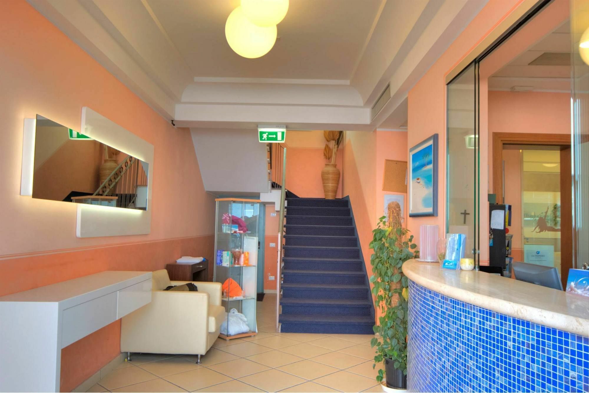 Residence Divina Rimini Eksteriør bilde