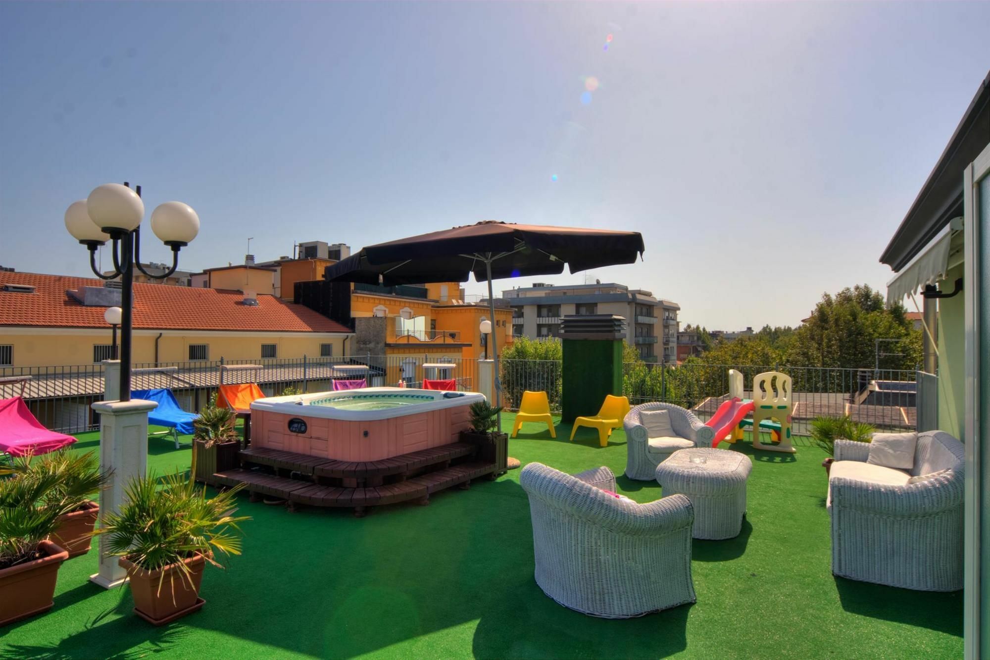 Residence Divina Rimini Eksteriør bilde